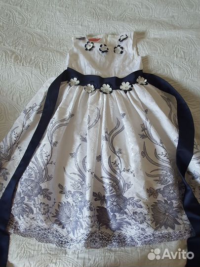 Платье праздничное детское 134