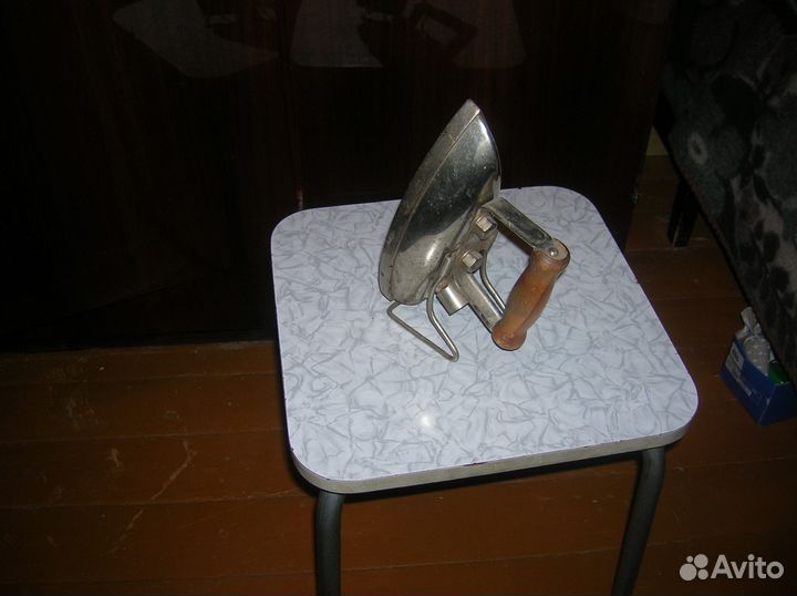 Утюг электрический старинный