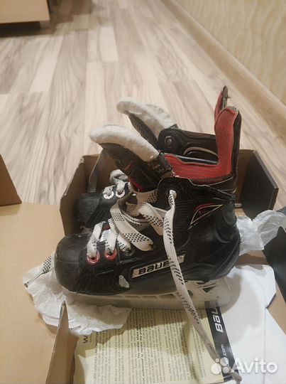 Продам детские коньки vapor 1 x,размер 9 Y