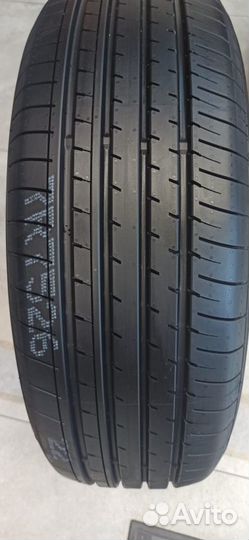 Yokohama BluEarth-XT AE61 235/60 R18