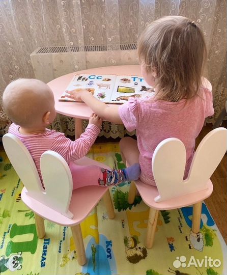 Детский стол и стул