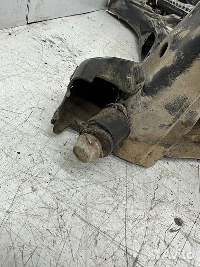 Дефект Подрамник передний Hyundai Solaris 2