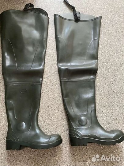 Болотные сапоги