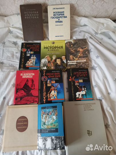 Продам книги(описание в объявлении)