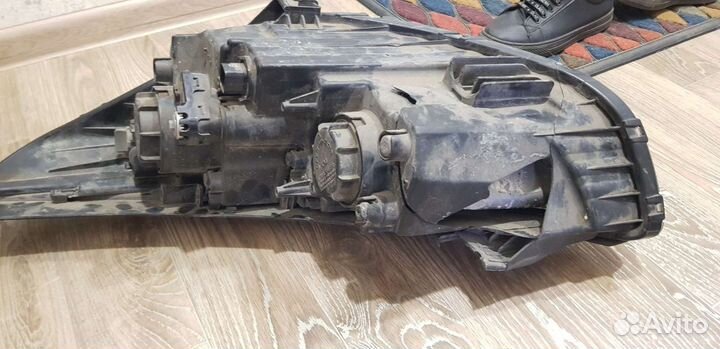 Hyundai ix35 фара правая