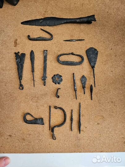 Средневековые кованные предметы