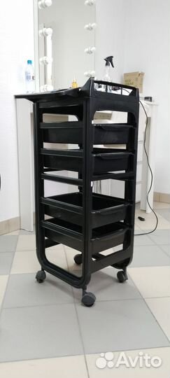 Продам мойку парикмахерскую, тележку, кресло