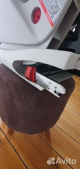 Детское автокресло britax romer versafix 9-18 kg