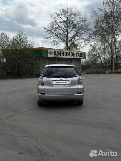 Honda Fit Shuttle 1.3 CVT, 2012, 161 000 км