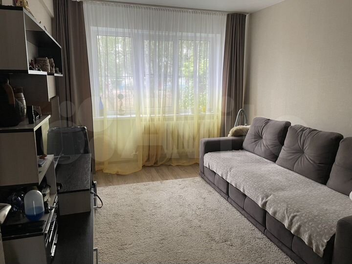 2-к. квартира, 47 м², 1/5 эт.