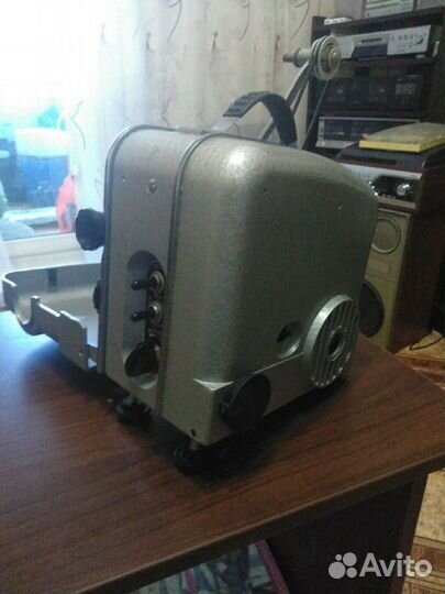 Кинопроектор