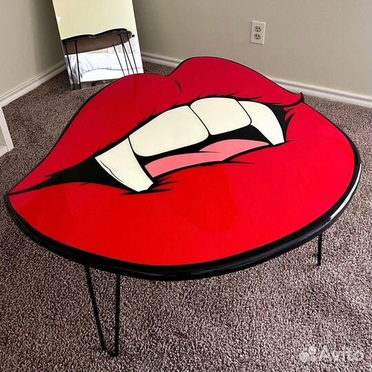 Стол из эпоксидной смолы