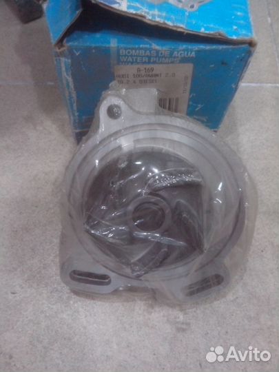 Помпа водяная audi 100 iii-iv 90