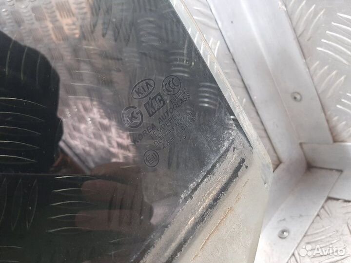 Стекло двери заднее левое Kia Cerato LD G4GC 2006