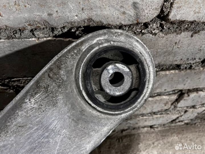 Балка подвески Audi A8 D3 6.0W12BTH 2005