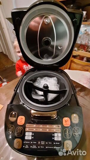 Мультиварка новая