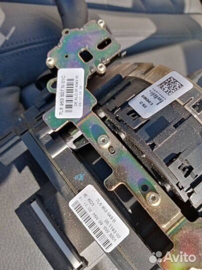 Подрулевой переключатель Volkswagen Touareg