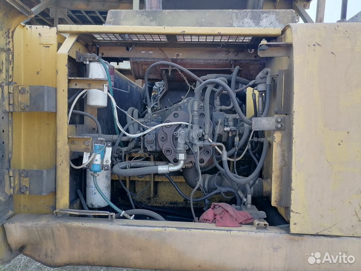 Гусеничный экскаватор New Holland E385, 2007