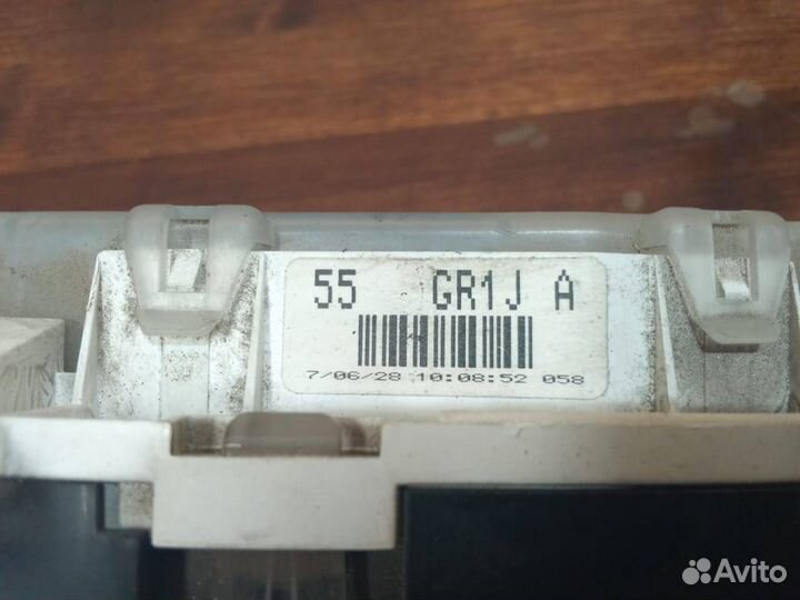 Панель приборов Mazda 6 GG АКПП