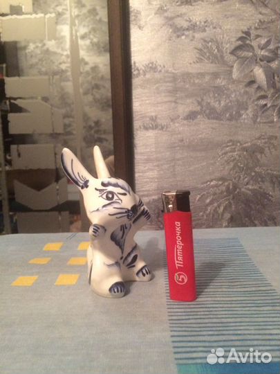 Кролик, под гжель