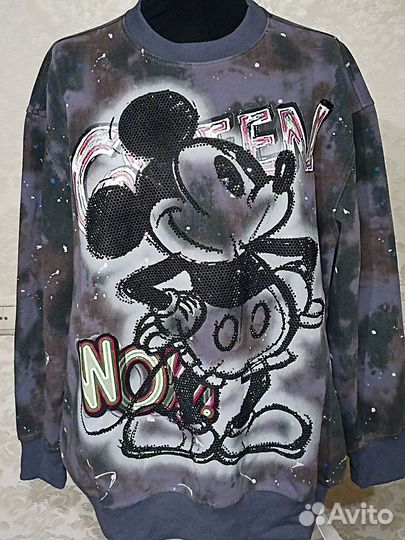 Свитшот женский яркий принт стразы