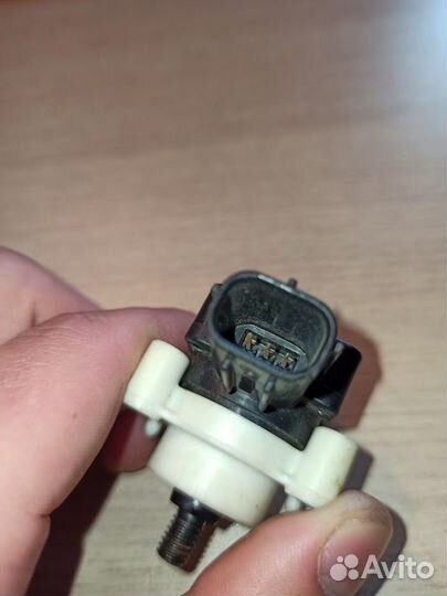 Датчик положения кузова Toyota Highlander