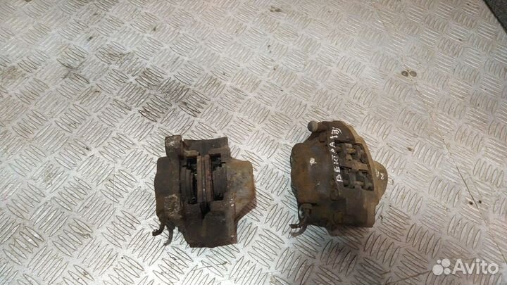 Суппорт задний Опель Вектра B универсал