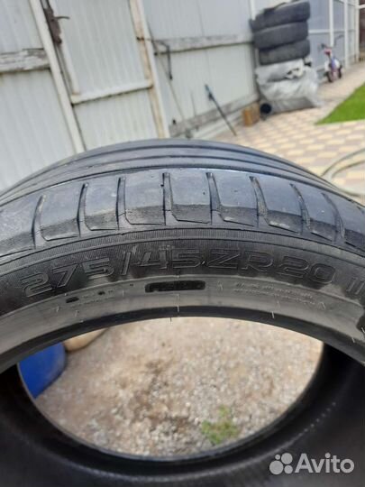 Nokian Tyres Hakka Black SUV 275/45 R20