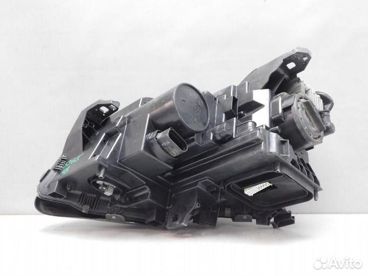 Фара правая Mercedes-Benz GLA-Class