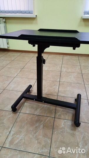 Подставка/столик-трансформер для ноутбука