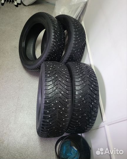 Nokian Tyres Hakkapeliitta 8 SUV 215/60 R17 100T