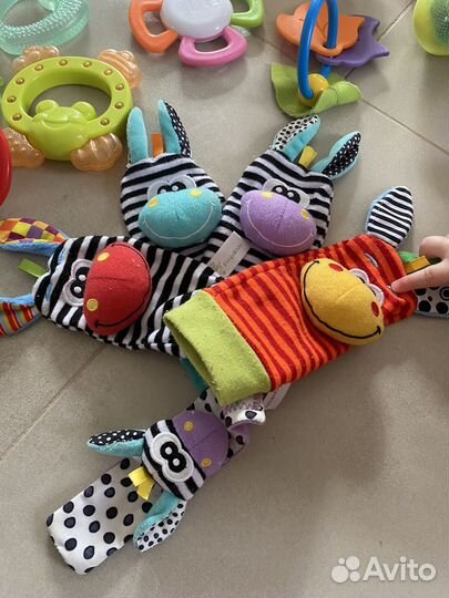 Пакет игрушек для малышей 0+