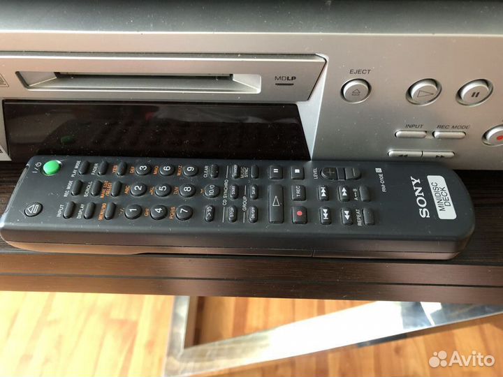Минидисковая дека Sony