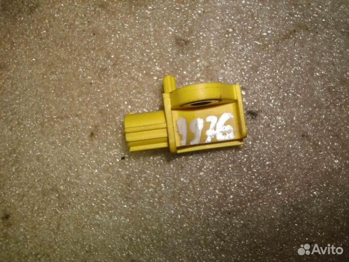 Датчик AIR BAG Kia Quoris 2012