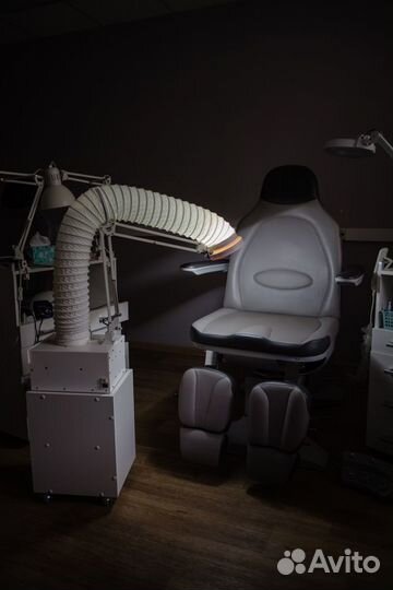 Вытяжка для педикюра Педикюрный пылесос