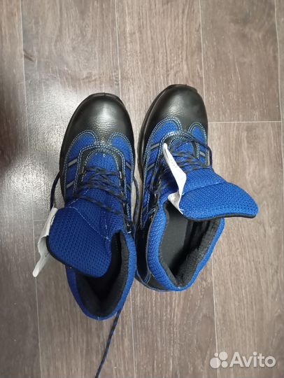 Ботинки рабочие новые 43р