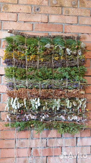 Гобелен из горных трав, венки из трав