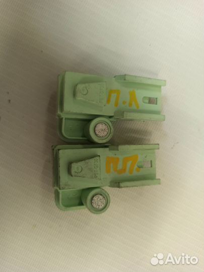 Датчик удара двери BMW X5 E70