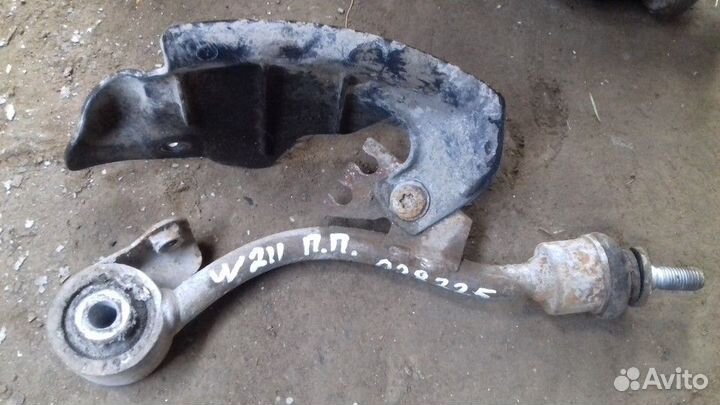 Рычаг передний правый Mercedes Benz E-Klasse W211