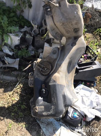 Бак volkswagen passat b5 t (d)