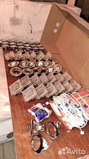 Светильник потолочный встраиваемый в ассортименте