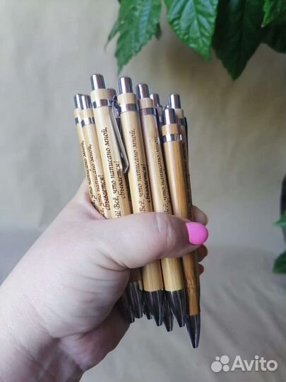 Деревянная, шариковая ручка с синим стержнем