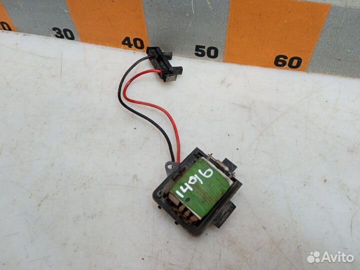 Резистор отопителя Renault Clio 1.2 1998