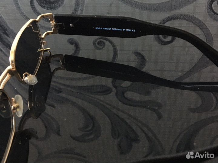 Солнцезащитные очки женские