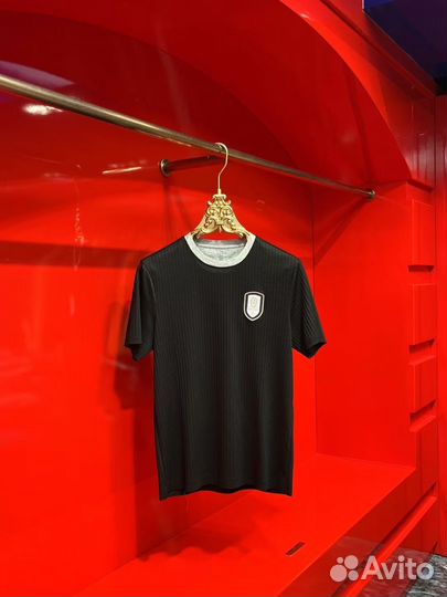 Brunello cucinelli футболка