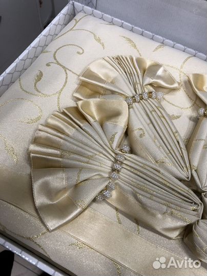 Скатерть новая 160 на 220 см с салфетками