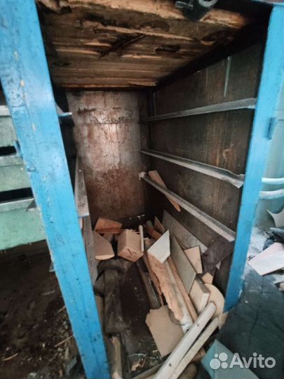 Стол слесарный верстак