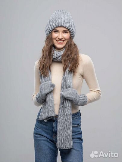 Шапка с шарфом зимняя женская