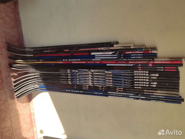 Клюшка хоккейная