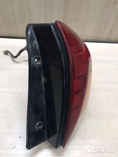 Фонарь задний правый kia rio 1